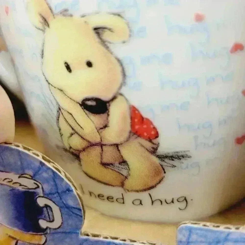 RARE NEW GOTTA GETTA GUND NEWTON'S LAW 12 OZ "I NEED A HUG" BEAR RED HEARTS MUG - Picture 7 of 7
